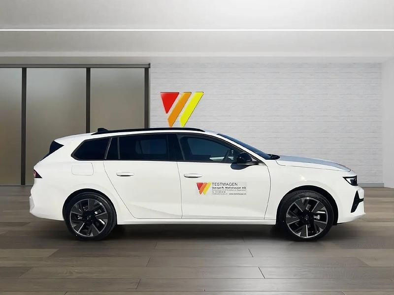 Neu Opel Astra 114 kW (156 PS) 2025 Weiss Kombi