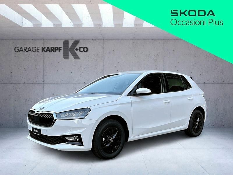 Weiss Gebraucht 2023 Skoda Fabia Ambition Kleinwagen | CHF 19’900 (Etwas zu teuer) - Bild 1/4