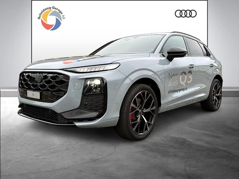 Grau Neu 2025 Audi Q3 Ambiente SUV | CHF 75’900 (Teuer) - Bild 1/4