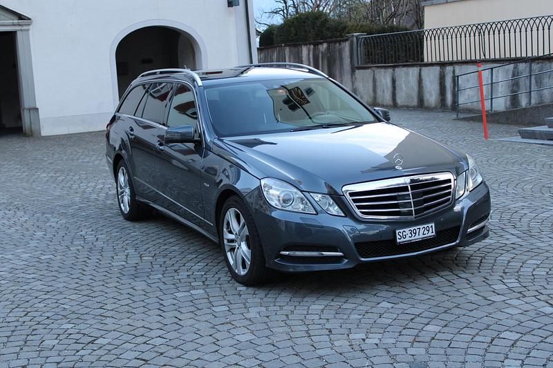 Gebraucht Mercedes E350 Avantgarde 265 PS (194 kW) 2012