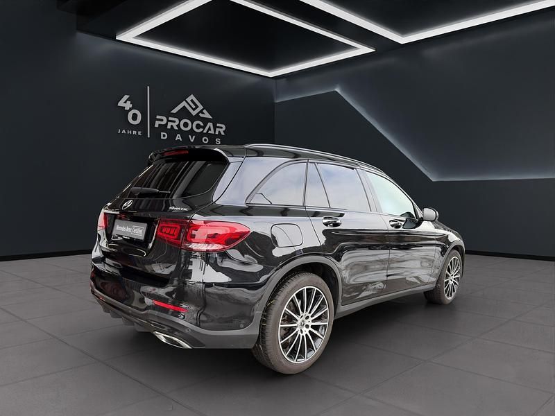 Gebraucht Mercedes GLC220 AMG line 194 PS (142 kW) 2022 Schwarz SUV