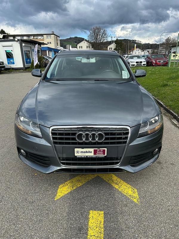 Gebraucht Audi A4 136 PS (100 kW) 2012 Kombi