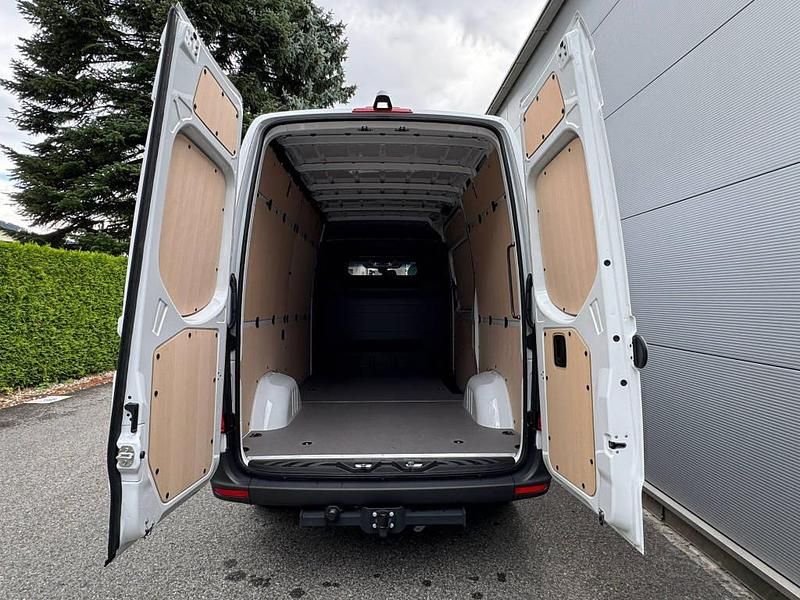 Neu Mercedes Sprinter 170 PS (125 kW) 2025 Van