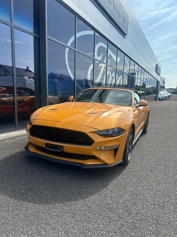 Gebraucht Ford Mustang GT Convertible 449 PS (330 kW) 2023 Orange Cabrio