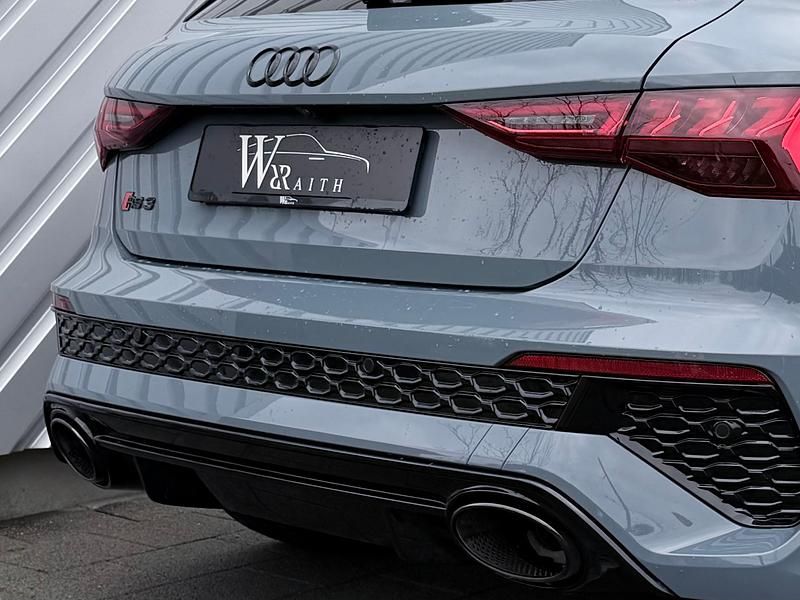 Gebraucht Audi RS3 Sportback 400 PS (294 kW) 2024 Kleinwagen