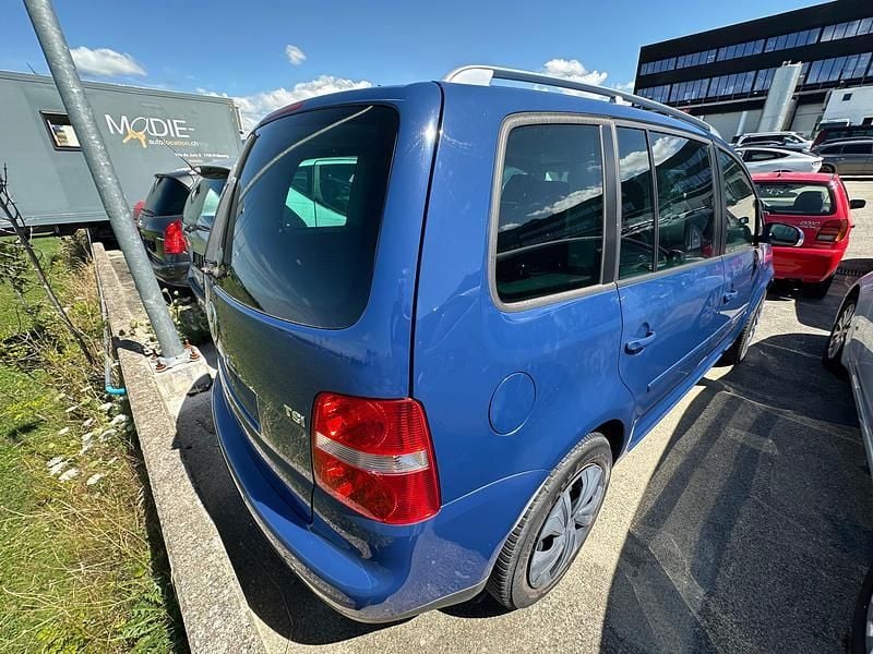 Gebraucht VW Touran Trendline 140 PS (102 kW) 2006 Van / Kleinbus