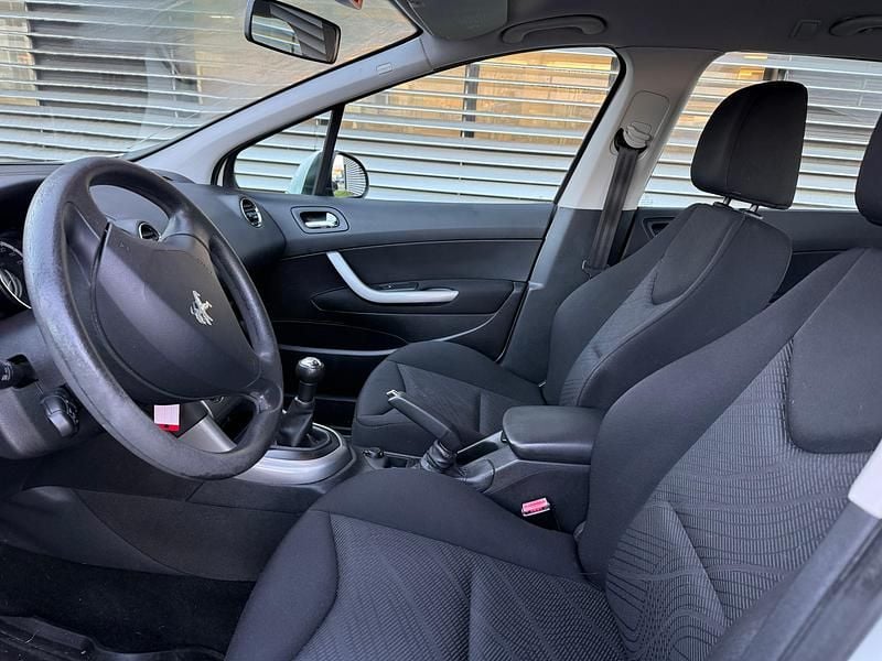 Gebraucht Peugeot 308 SW Access 98 PS (72 kW) 2013 Kombi