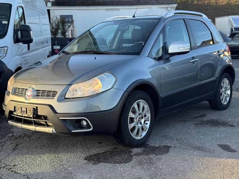 Gebraucht Fiat Sedici Cross 120 PS (88 kW) 2014 SUV