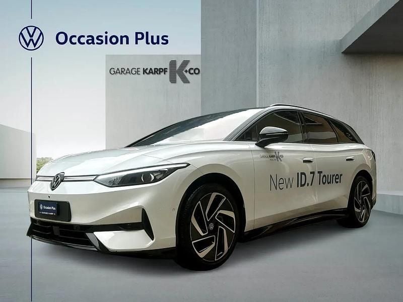 Weiss Gebraucht 2025 VW ID.7 Pro Kombi | CHF 57’850 (Etwas zu teuer) - Bild 1/4