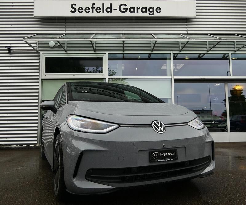 Grau Gebraucht 2025 VW ID.3 Pro Kleinwagen | CHF 41’950 - Bild 1/4
