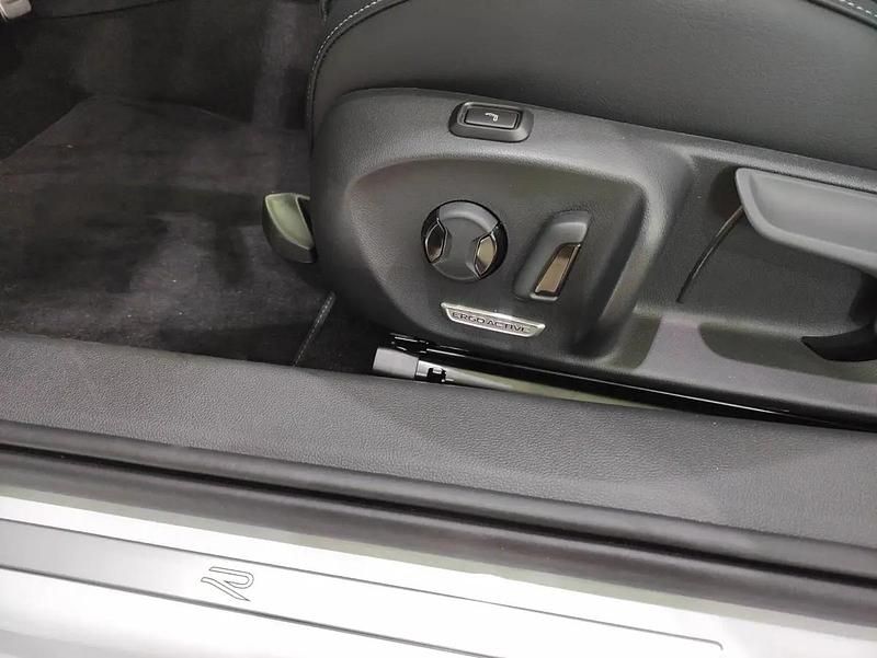 Gebraucht VW Passat R-line 150 PS (110 kW) 2025 Weiss Kombi