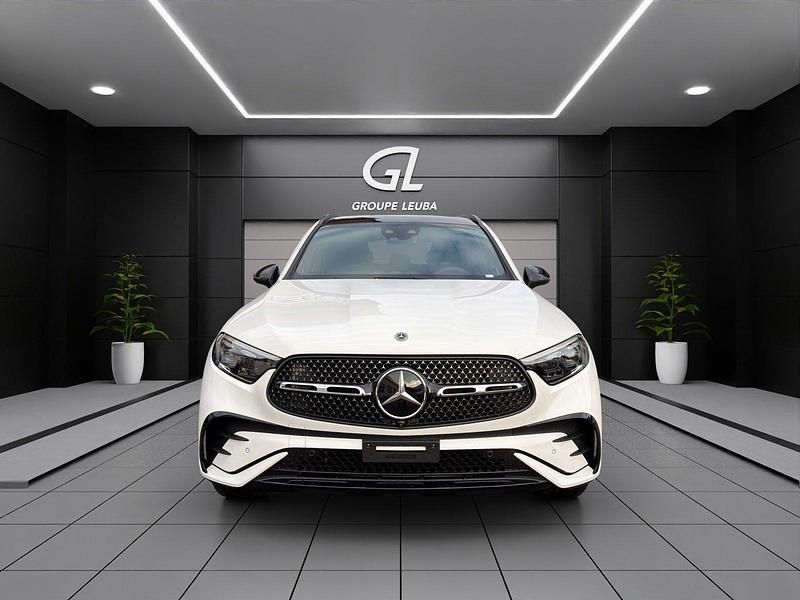 Neu Mercedes GLC220 197 PS (144 kW) 2025 Weiss SUV