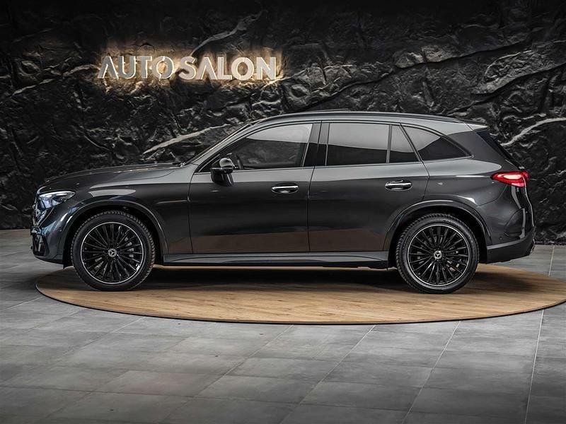 Gebraucht Mercedes GLC300 AMG line 258 PS (189 kW) 2023 SUV