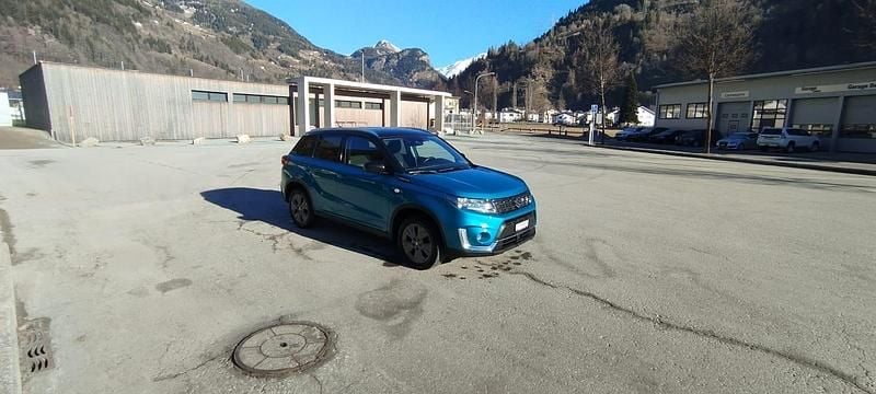Gebraucht Suzuki Vitara 115 PS (84 kW) 2022 SUV
