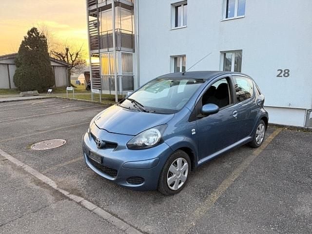 Gebraucht Toyota Aygo Terra 68 PS (50 kW) 2009 Kleinwagen