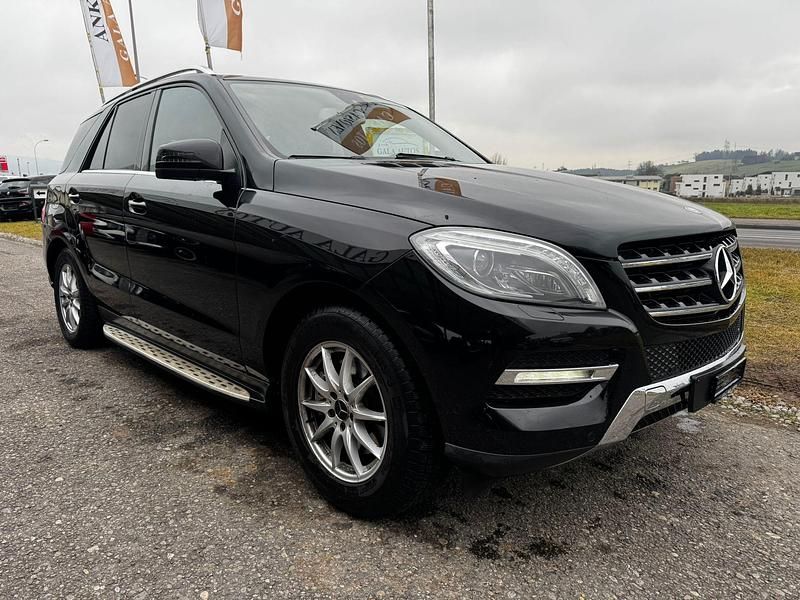 Gebraucht Mercedes ML350 258 PS (189 kW) 2012 SUV