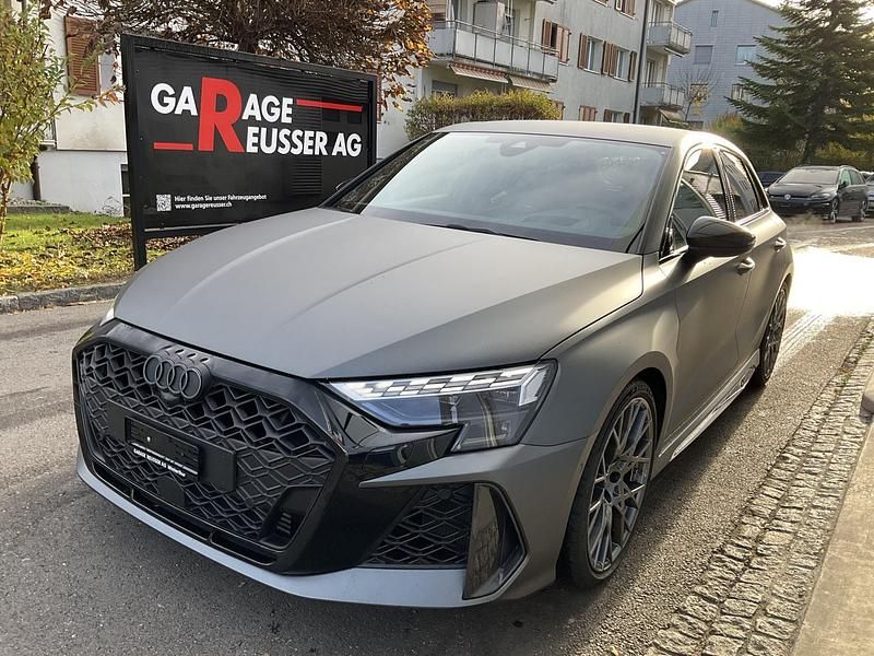 Grau Gebraucht 2024 Audi RS3 Comfort Limousine | CHF 64’900 (Fairer Preis) - Bild 1/4