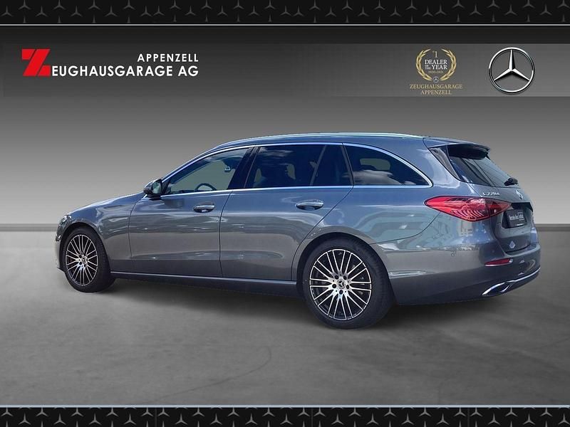 Gebraucht Mercedes C220 200 PS (147 kW) 2021 Grau Kombi