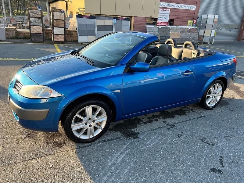 Gebraucht 2004 Renault Mégane II Luxe | CHF 1’300 - Bild 1/4