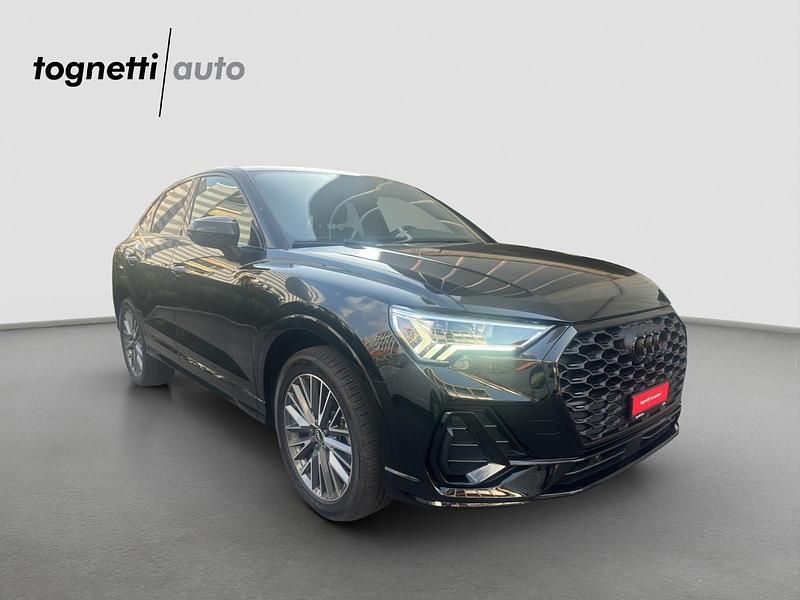 Gebraucht Audi Q3 Sportback Attraction 245 PS (180 kW) 2022 Schwarz SUV