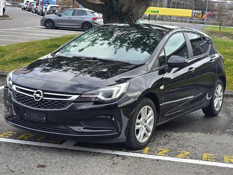 Gebraucht Opel Astra Enjoy 105 PS (77 kW) 2018
