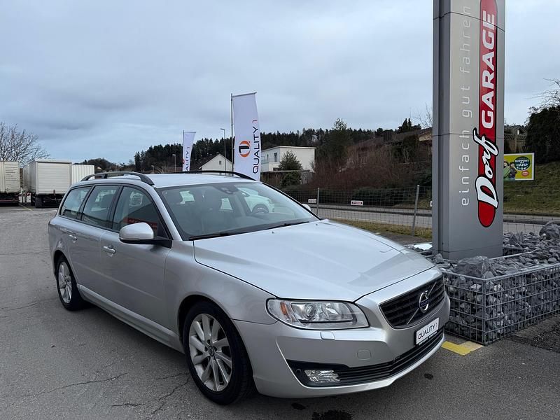 Gebraucht Volvo V70 Momentum 181 PS (133 kW) 2016 Kombi
