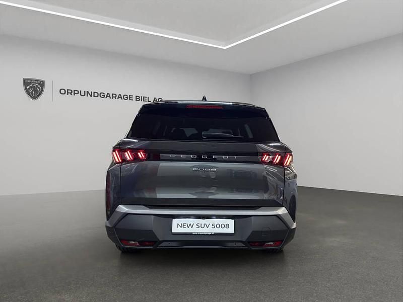 Neu Peugeot 5008 Allure Premium 145 PS (106 kW) 2025 SUV
