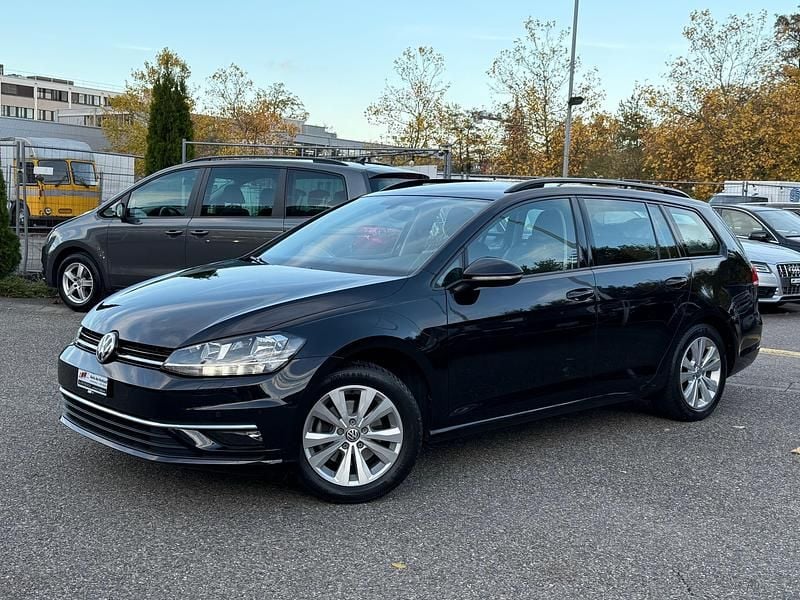 Gebraucht 2017 VW Golf VII Comfortline Kombi | CHF 8’299 (Teuer) - Bild 1/4