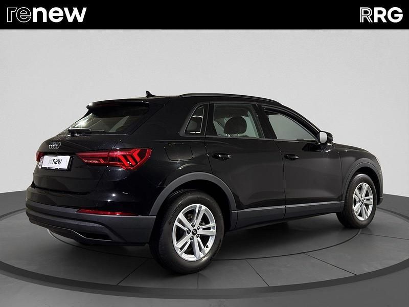 Gebraucht Audi Q3 Attraction 150 PS (110 kW) 2022 Schwarz SUV