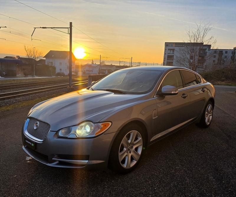 Gebraucht Jaguar XF Premium Luxury 207 PS (152 kW) 2009 Limousine