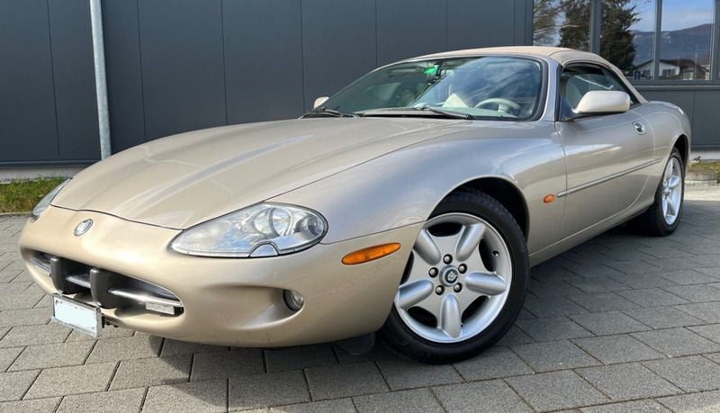 Gebraucht 1998 Jaguar XK8 Cabrio | CHF 12’900 - Bild 1/4