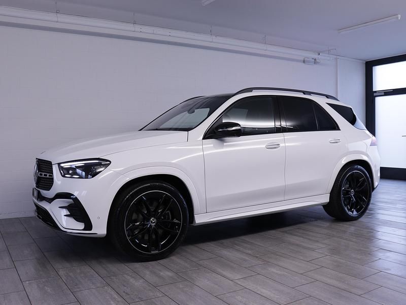Neu Mercedes GLE450 AMG AMG line 387 PS (284 kW) 2025 Weiss SUV