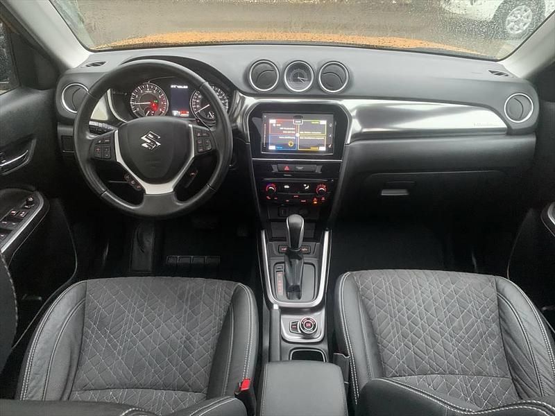 Gebraucht Suzuki Vitara 140 PS (102 kW) 2019 SUV