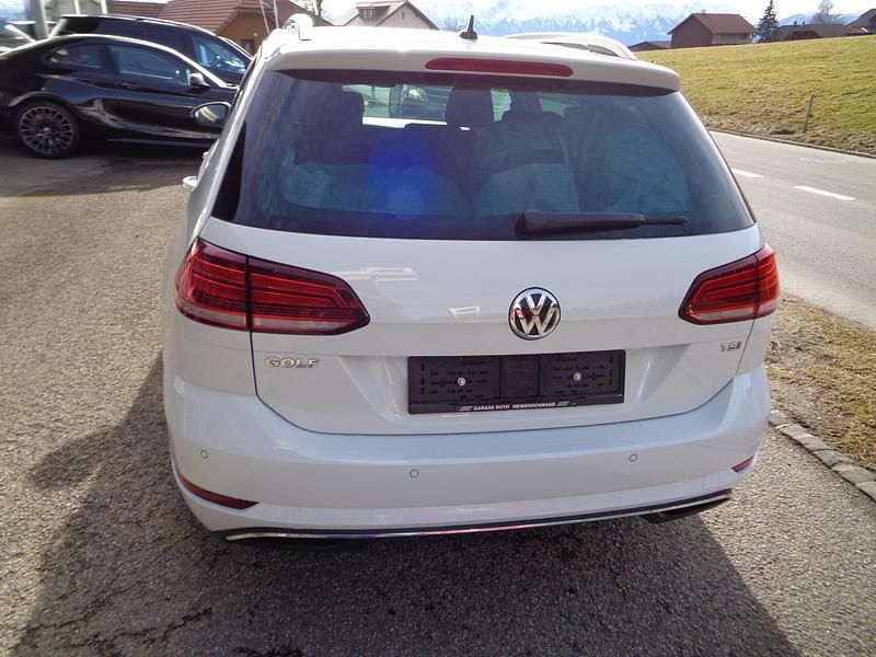 Gebraucht VW Golf VII Comfortline 125 PS (91 kW) 2017 Kombi