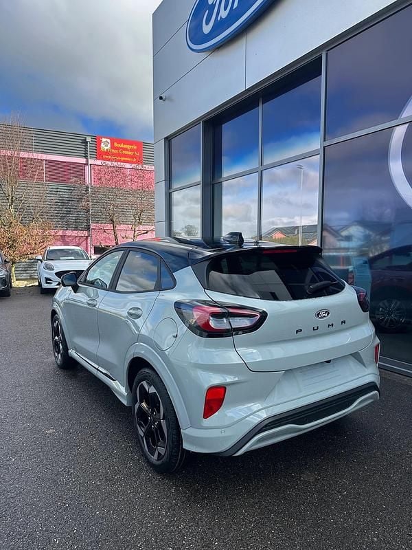 Neu Ford Puma ST-Line X 124 PS (91 kW) 2026 Grau SUV