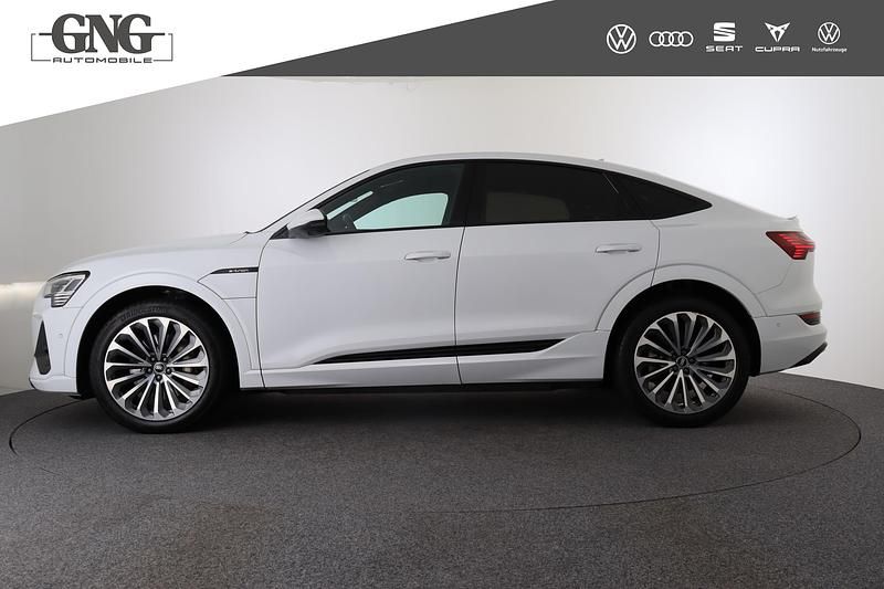 Gebraucht Audi e-tron Attraction 230 kW (313 PS) 2021 SUV