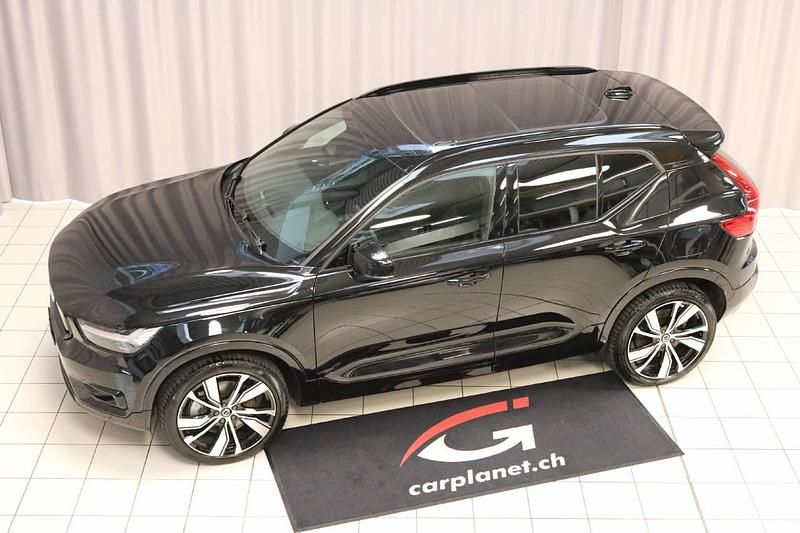 Schwarz Gebraucht 2021 Volvo XC40 R-Design SUV | CHF 35’990 (Teuer) - Bild 1/4
