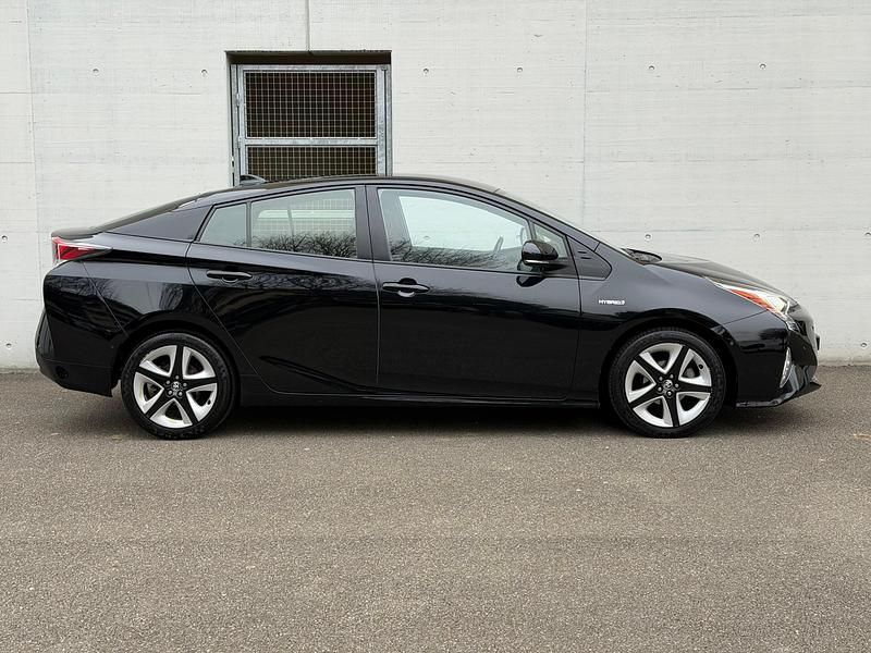 Gebraucht Toyota Prius Premium 122 PS (89 kW) 2016