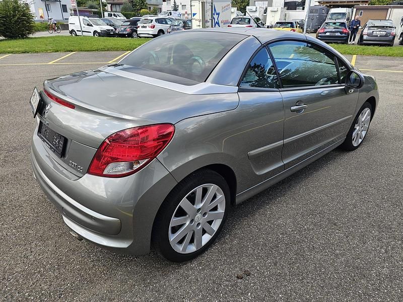 Gebraucht Peugeot 207 CC Allure 120 PS (88 kW) 2012 Cabrio