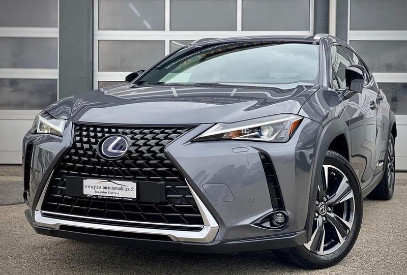 Gebraucht 2020 Lexus UX 250h Impression Line SUV | CHF 29’900 (Fairer Preis) - Bild 1/4