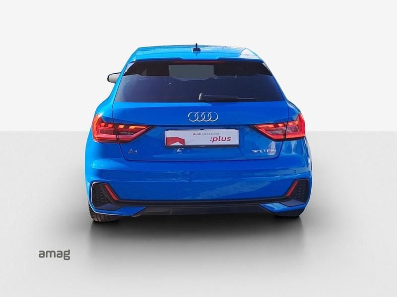 Gebraucht Audi A1 Sportback Attraction 110 PS (80 kW) 2022 Turboblau Kleinwagen