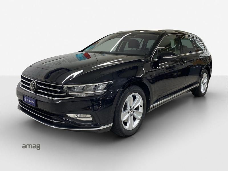 Deep black nacré Gebraucht 2023 VW Passat Elegance Kombi | CHF 27’901 (Guter Preis) - Bild 1/4