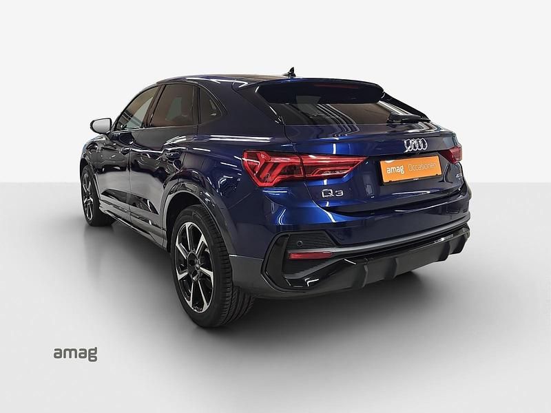 Gebraucht Audi Q3 Sportback Attraction 200 PS (147 kW) 2020 Navarrablau metallic SUV