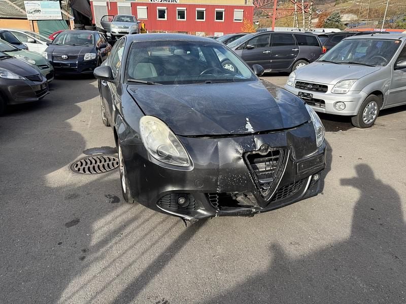 Gebraucht 2010 Alfa Romeo Giulietta Distinctive | CHF 2’500 (Fairer Preis) - Bild 1/4