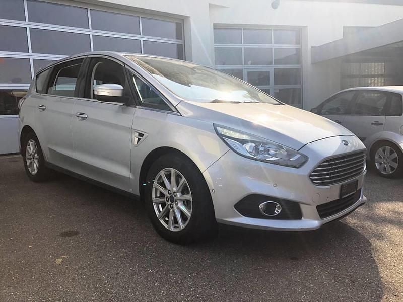 Gebraucht Ford S-MAX Titanium 180 PS (132 kW) 2015 Van / Kleinbus