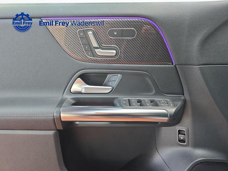 Gebraucht Mercedes GLA250 AMG line 224 PS (164 kW) 2022 Grau SUV