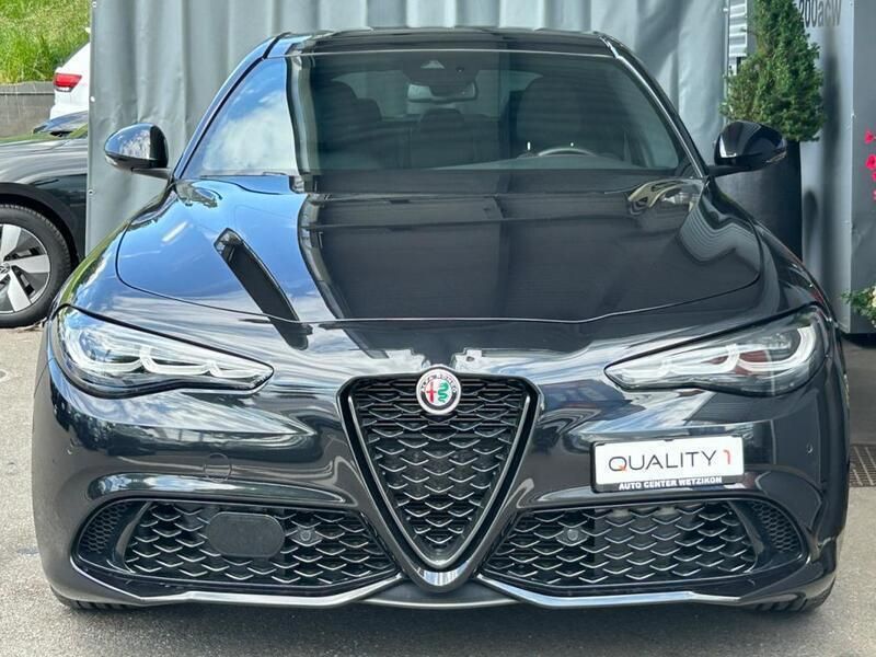 Gebraucht 2023 Alfa Romeo Giulia Competizione | CHF 41’800 (Superpreis) - Bild 1/4