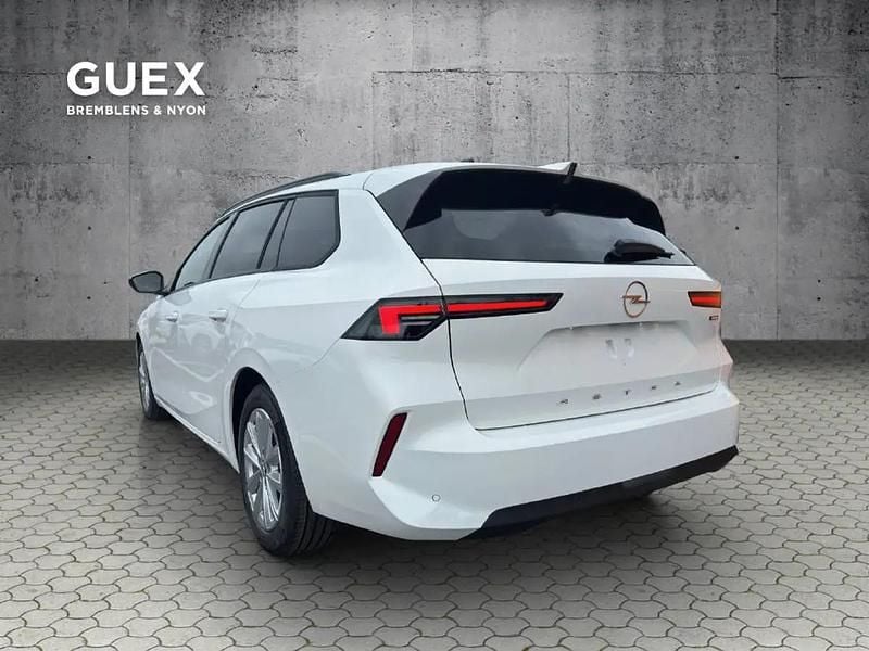 Neu Opel Astra Edition 130 PS (95 kW) 2026 Weiss Kombi