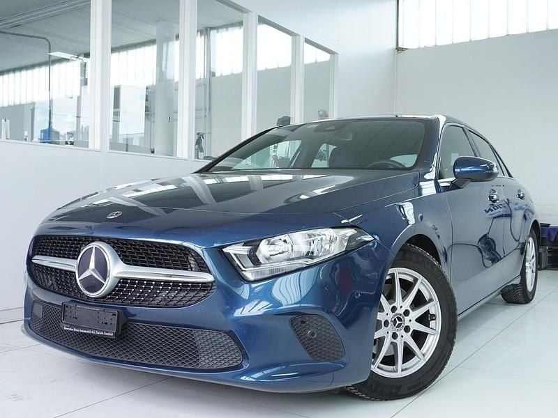 Gebraucht Mercedes A180 136 PS (100 kW) 2019