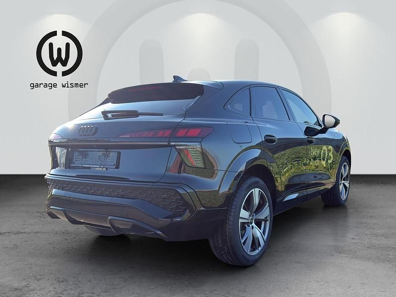 Gebraucht Audi Q3 Sportback Ambiente 150 PS (110 kW) 2025 Schwarz SUV